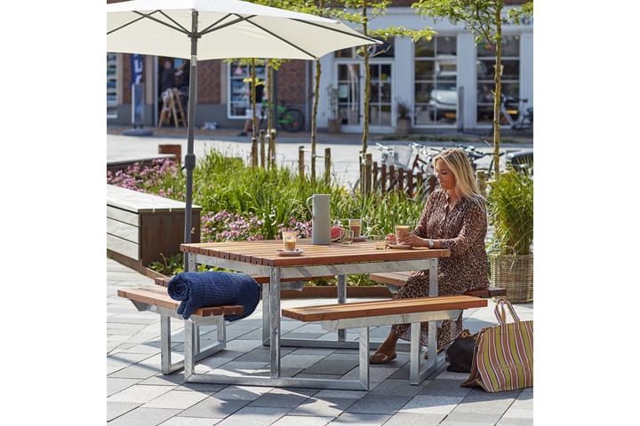 PLUS Twist Penkkisetti 204 cm Pohjamaalattu Teak - Puutarhakalusteet - Terassipöydät - Piknikpöytä