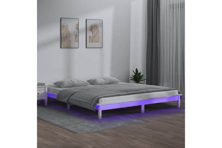 beBasic Sängynrunko LED valkoinen 150x200 cm 5FT King Size täysi puu - Valkoinen - Huonekalut - Sänky - Sänkykehikot & sängynrungot