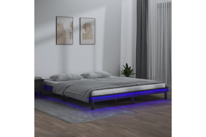 beBasic Sängynrunko LED-valoilla harmaa 200x200 cm täysi puu - Harmaa - Huonekalut - Sänky - Sänkykehikot & sängynrungot