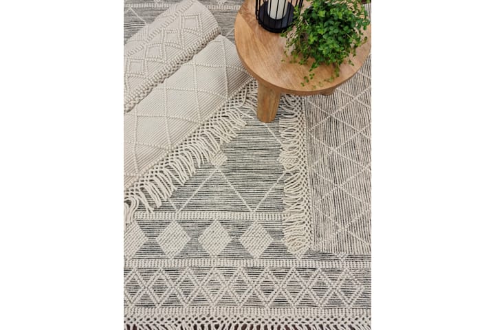 Villamatto Ginji 160x230 cm - Musta - Kodintekstiilit & matot - Matto - Moderni matto - Villamatto