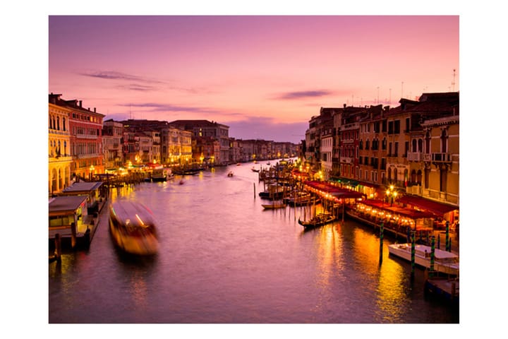 Valokuvatapetti City Of Lovers Venice Night time 300x231 - Artgeist sp. z o. o. - Sisustustuotteet - Seinäkoristeet - Tapetit - Valokuvatapetit