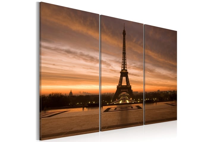 Taulu Eiffel Tower At Dusk 120x80 - Artgeist sp. z o. o. - Sisustustuotteet - Taulu & taide - Canvas-taulu